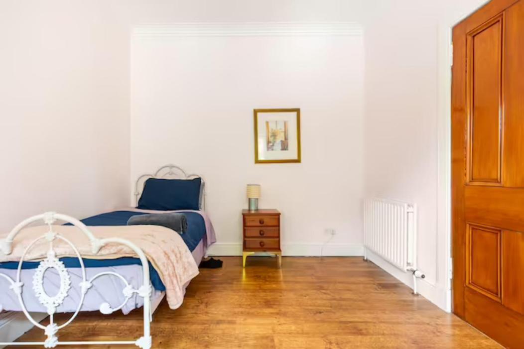 Glasgow Emo Chambre photo